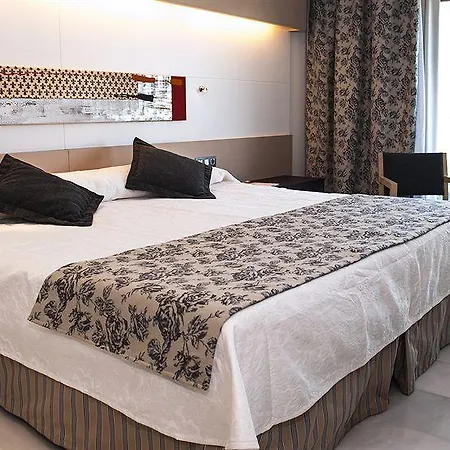 Hotel Hipotels Gran Conil 4*